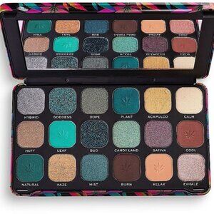 Makeup Revolution London-Forever Flawless Chilled Eyeshadow Pallete